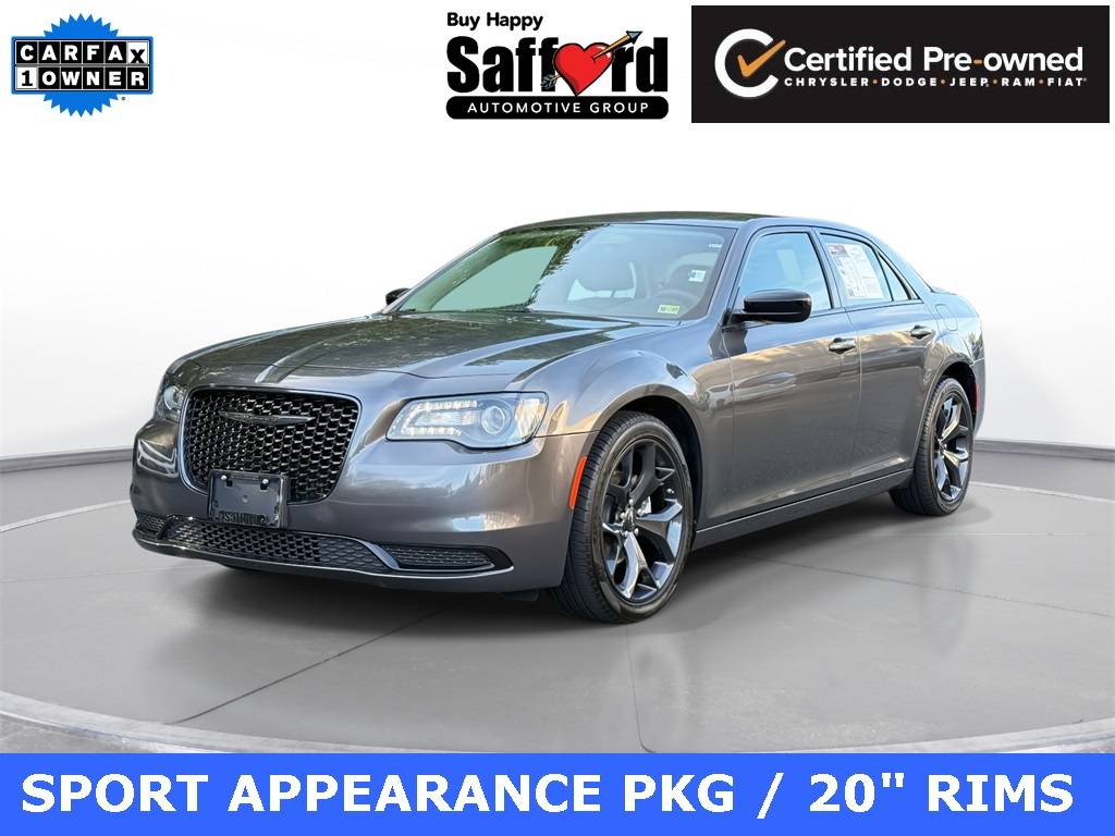 2023 Chrysler 300 Touring — Sedan — 8,202 mi — Warrenton, VA