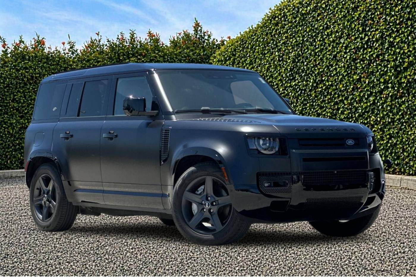 2024 Land Rover Defender X-Dynamic SE
