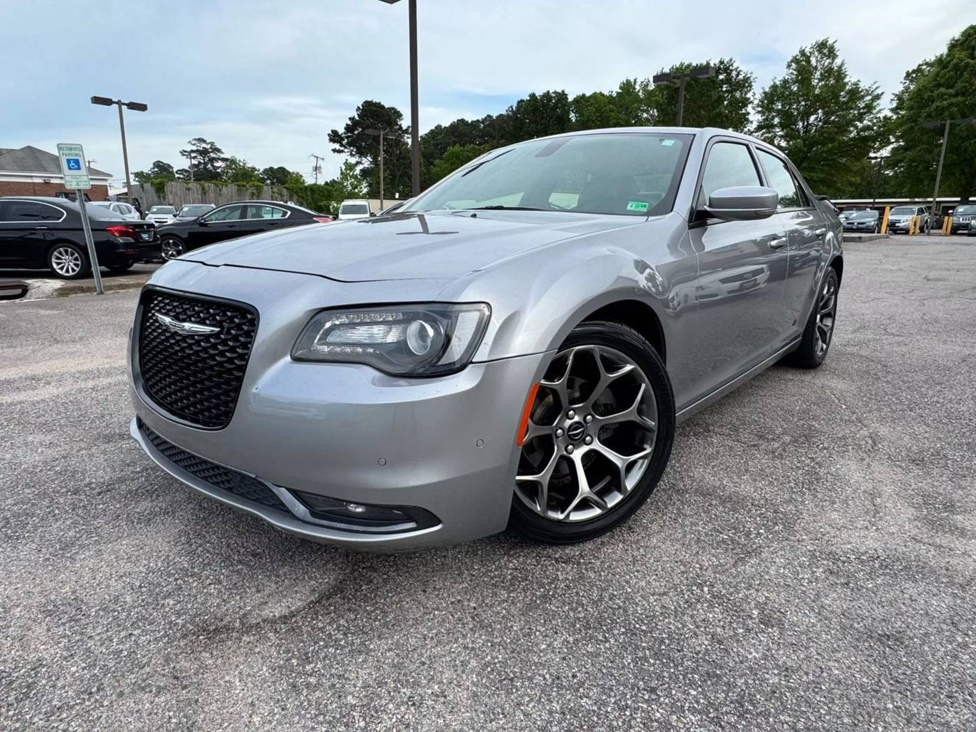 2017 Chrysler 300 S — Sedan — 101,583 mi — Virginia Beach, VA