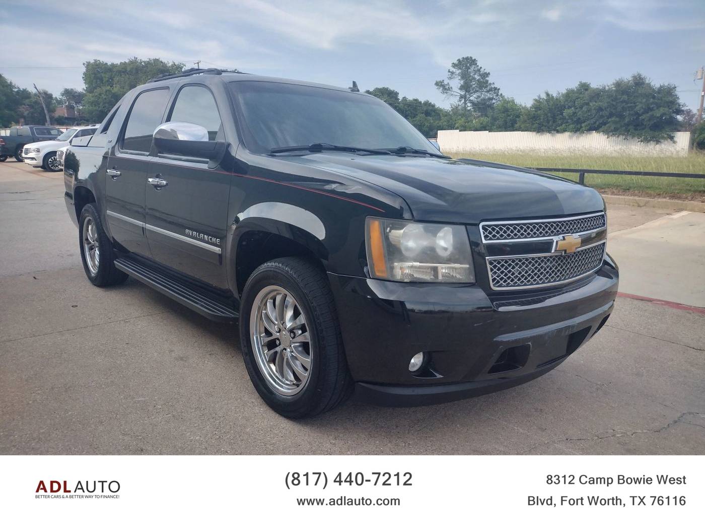 2012 Chevrolet Avalanche LTZ — Pickup Truck — 200,000 mi — Fort Worth, TX