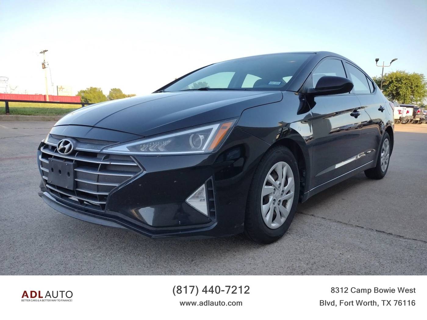 2019 Hyundai Elantra SE — Sedan — 156,000 mi — Fort Worth, TX