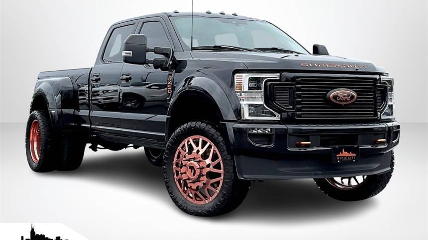 2022 Ford Super Duty F-450 Platinum — Pickup Truck — 25,000 mi — Madison, TN