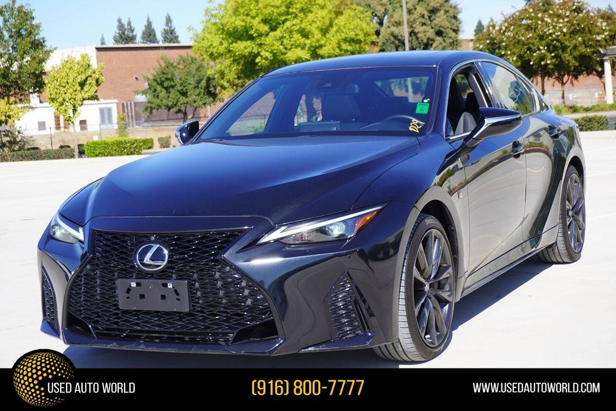 2024 Lexus IS IS 300 F SPORT Design