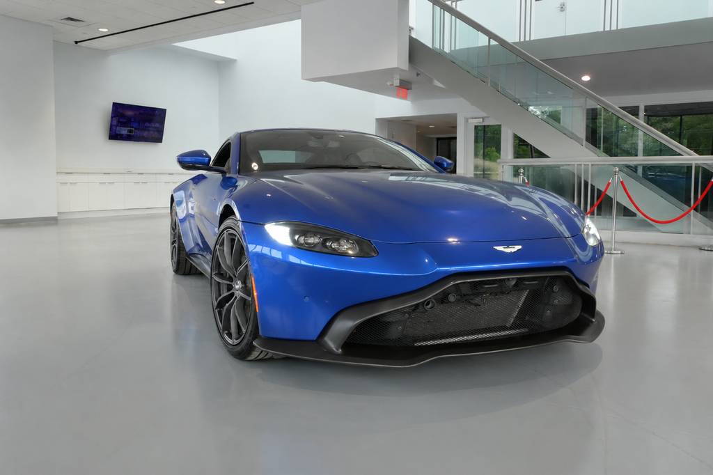 2020 Aston Martin Vantage Standard