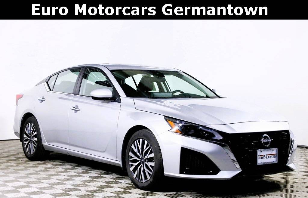 2023 Nissan Altima SV — Sedan — 25,653 mi — Germantown, MD