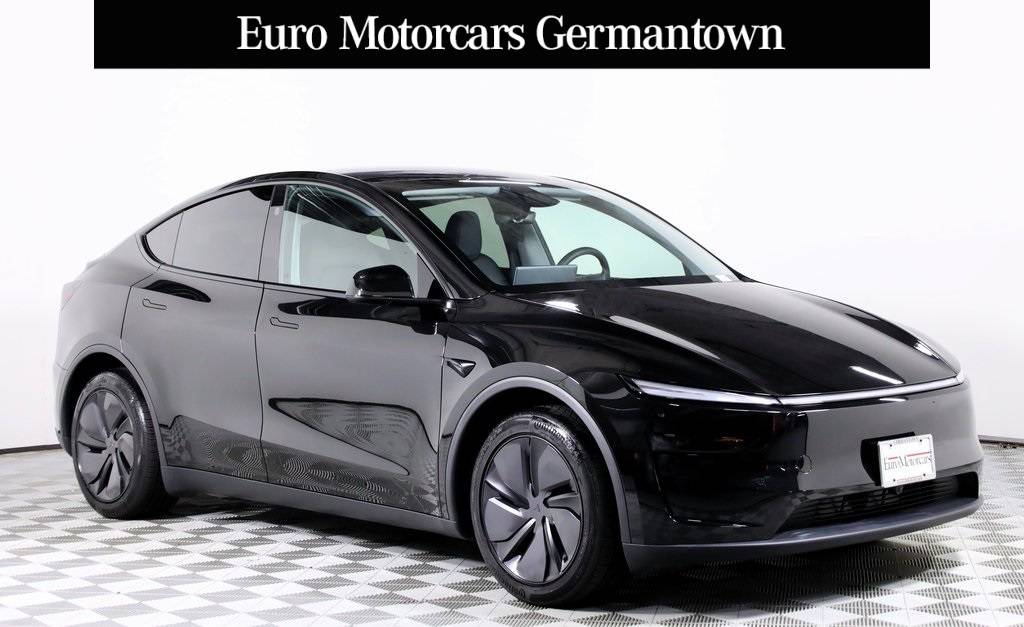 2026 Tesla Model Y Long Range — SUV — 8,438 mi — Germantown, MD