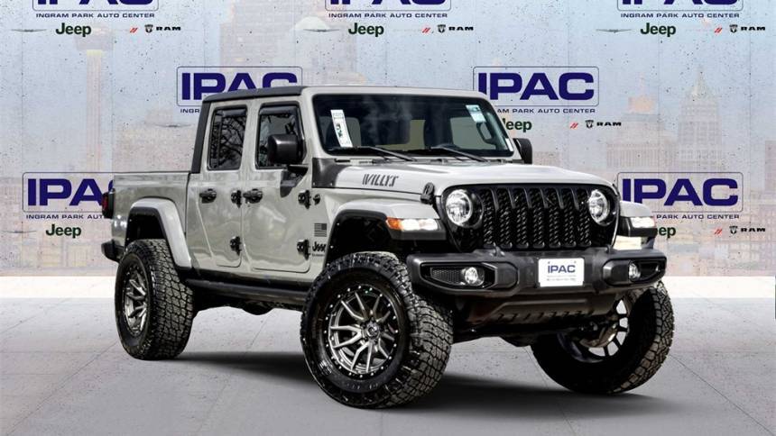 2021 Jeep Gladiator Willys Sport — Pickup Truck — 43,841 mi — San Antonio, TX