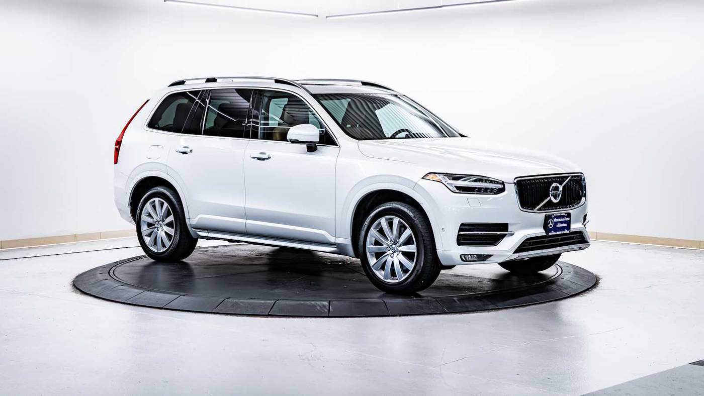 2016 Volvo XC90 T6 Momentum — SUV — 99,577 mi — Somerville, MA