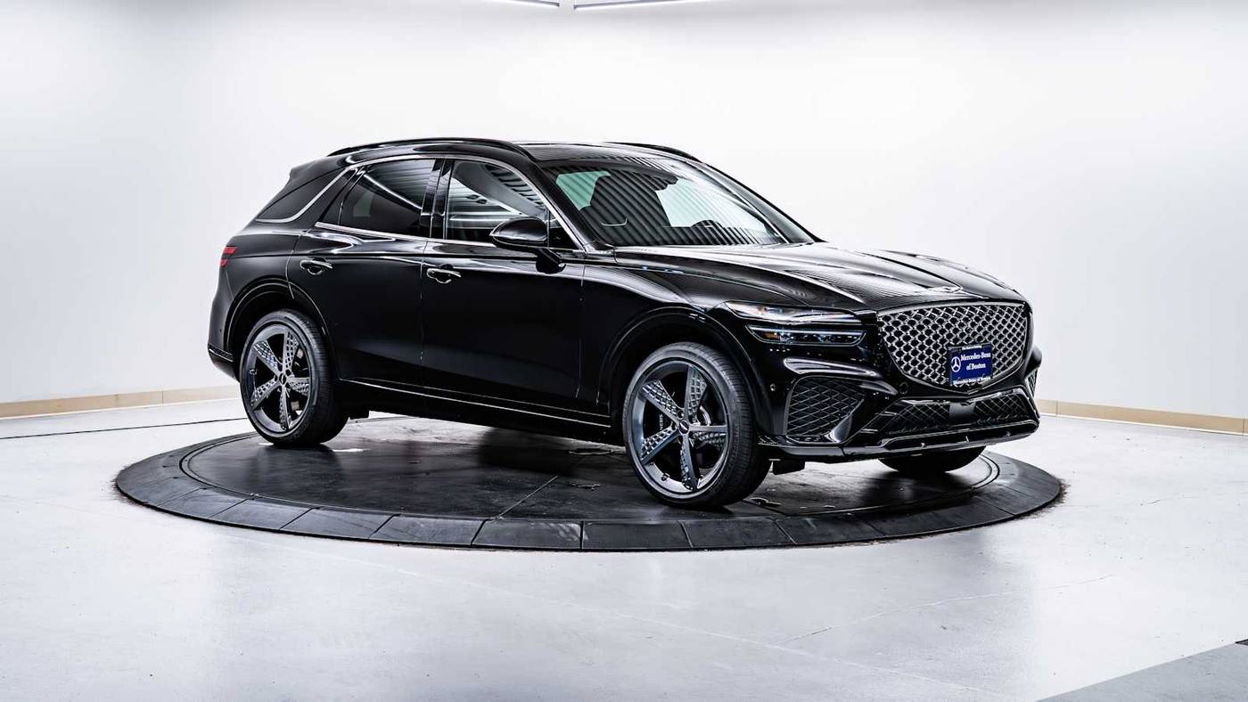 2023 Genesis GV70 2.5T — SUV — 4,185 mi — Somerville, MA