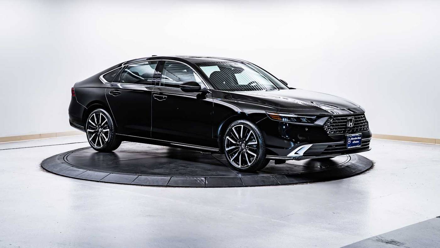 2024 Honda Accord Hybrid Touring — Sedan — 5,249 mi — Somerville, MA