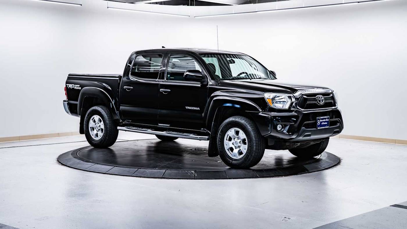 2014 Toyota Tacoma Base — Pickup Truck — 206,488 mi — Somerville, MA
