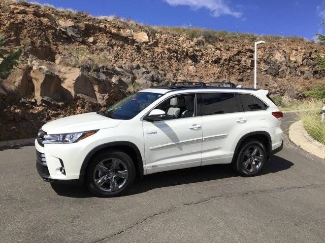 2019 Toyota Highlander Hybrid Limited Platinum — SUV — 28,797 mi — Prescott Valley, AZ