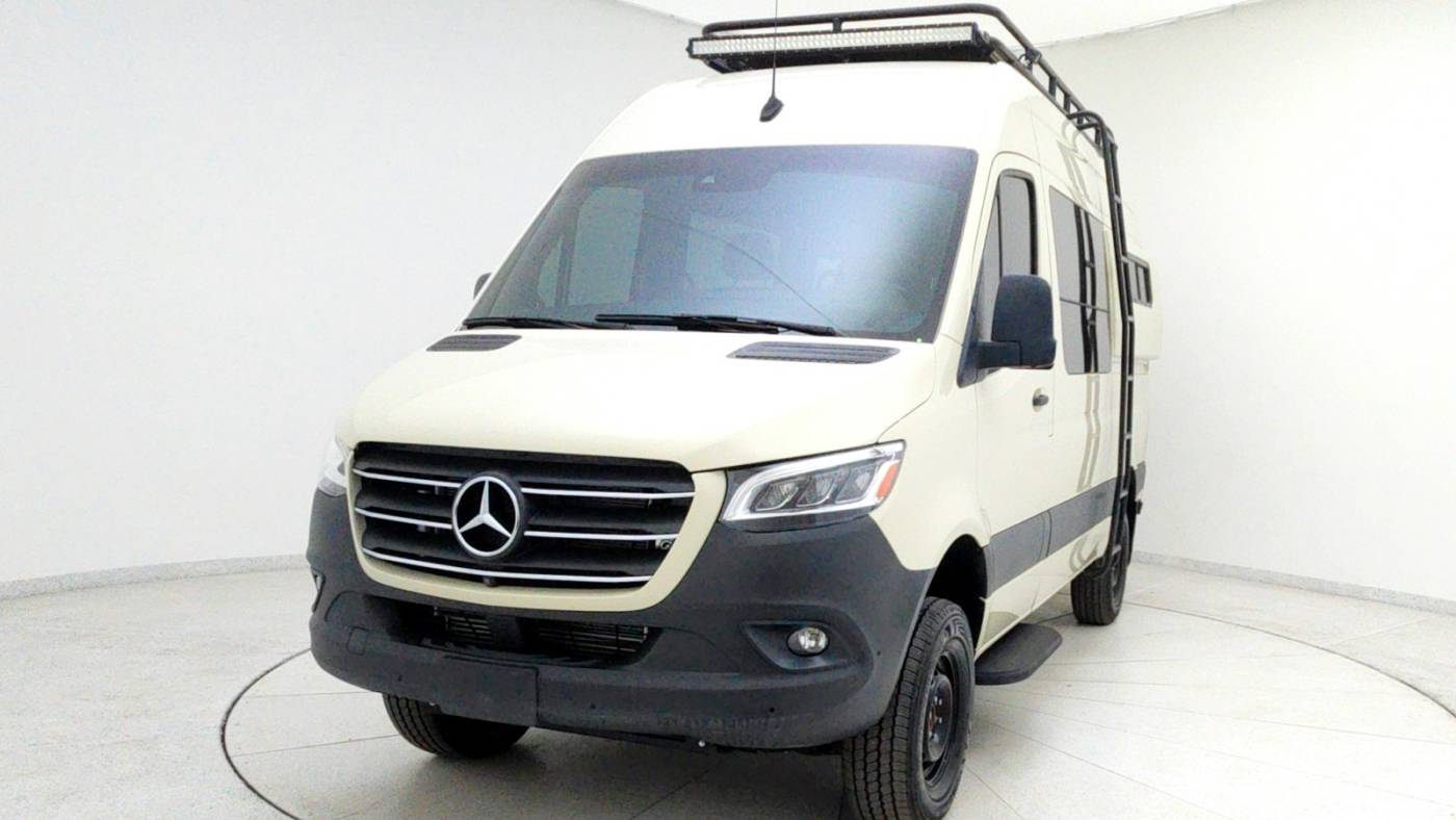 2020 Mercedes-Benz Sprinter Crew Van 2500 — Passenger Van — 22,840 mi — Las Vegas, NV