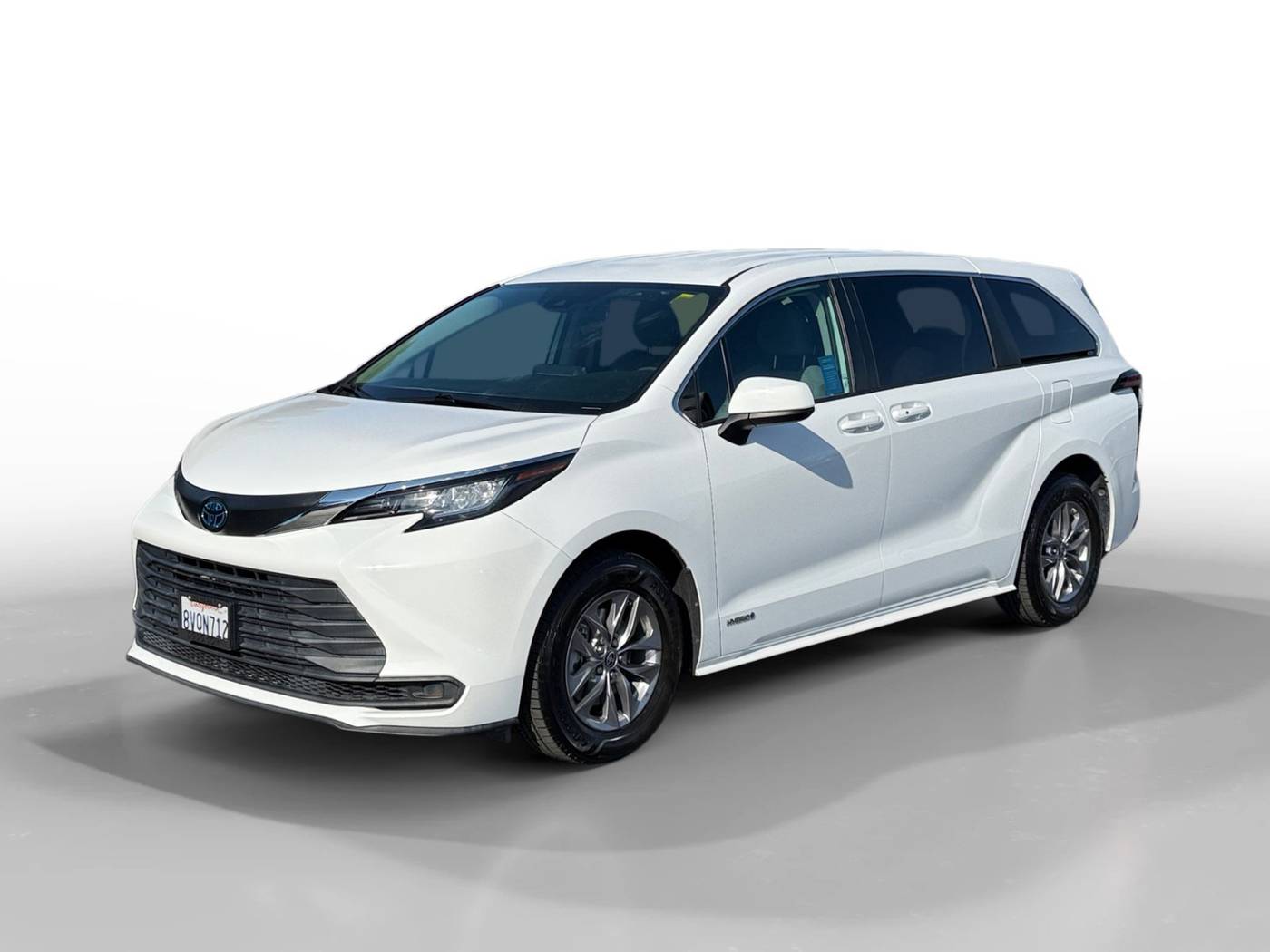2021 Toyota Sienna LE — Minivan — 45,995 mi — San Jose, CA