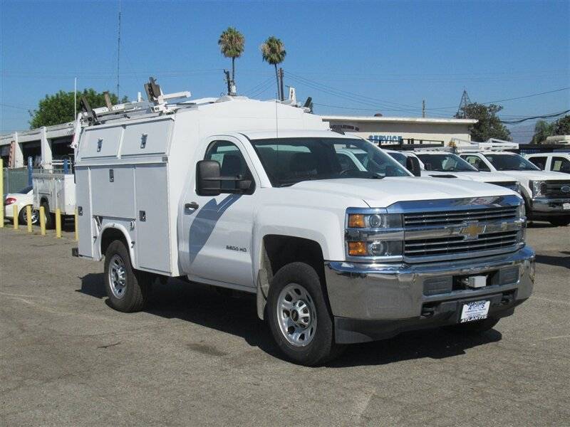 2015 Chevrolet Silverado 3500HD WT — Pickup Truck — 54,951 mi — La Puente, CA