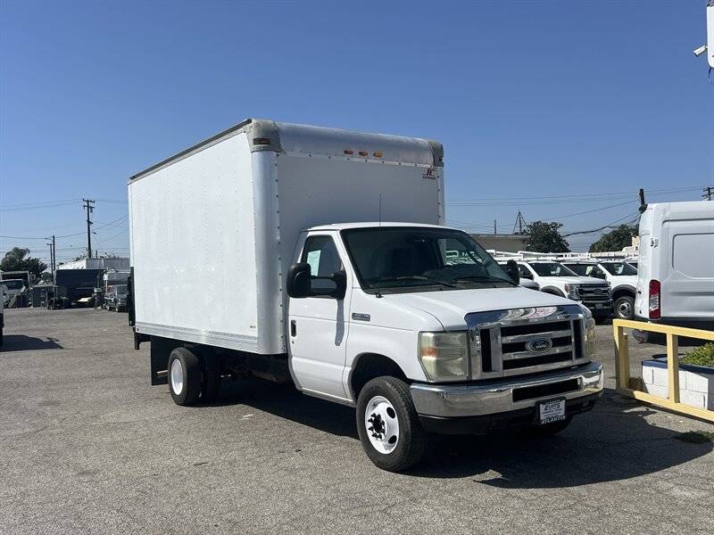 2013 Ford Econoline Commercial Cutaway E-450