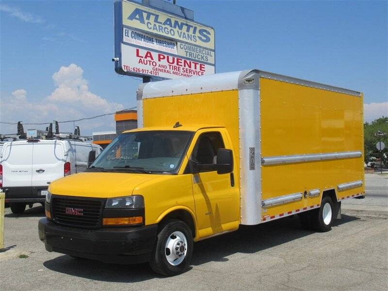 2021 GMC Savana Commercial Cutaway 3500 — Chassis Cab Truck — 92,284 mi — La Puente, CA