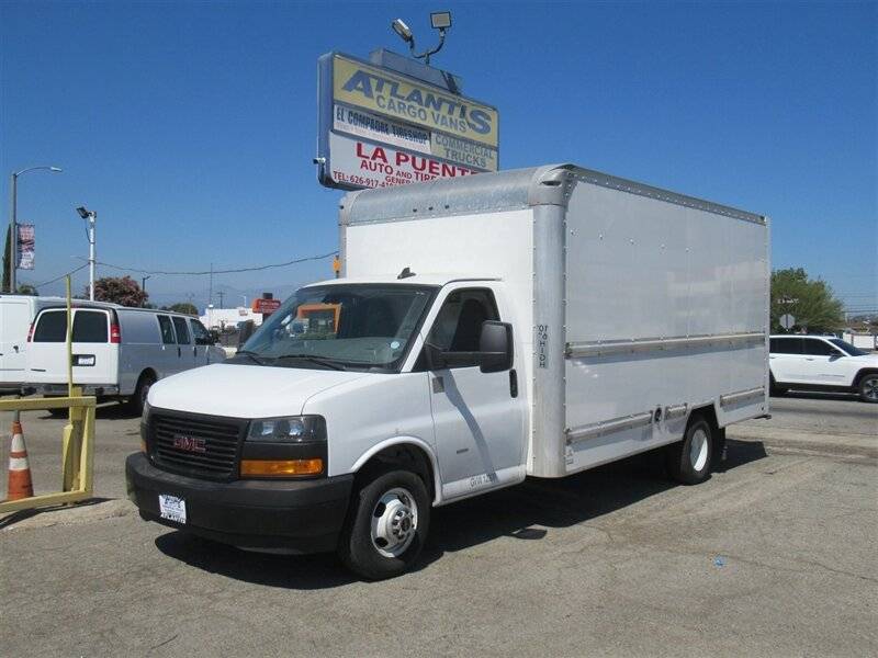 2021 GMC Savana Commercial Cutaway 3500 — Chassis Cab Truck — 61,823 mi — La Puente, CA