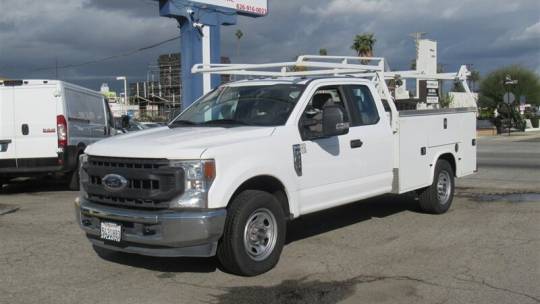 2020 Ford Super Duty F-350 Chassis Cab XL — Chassis Cab Truck — 98,945 mi — La Puente, CA