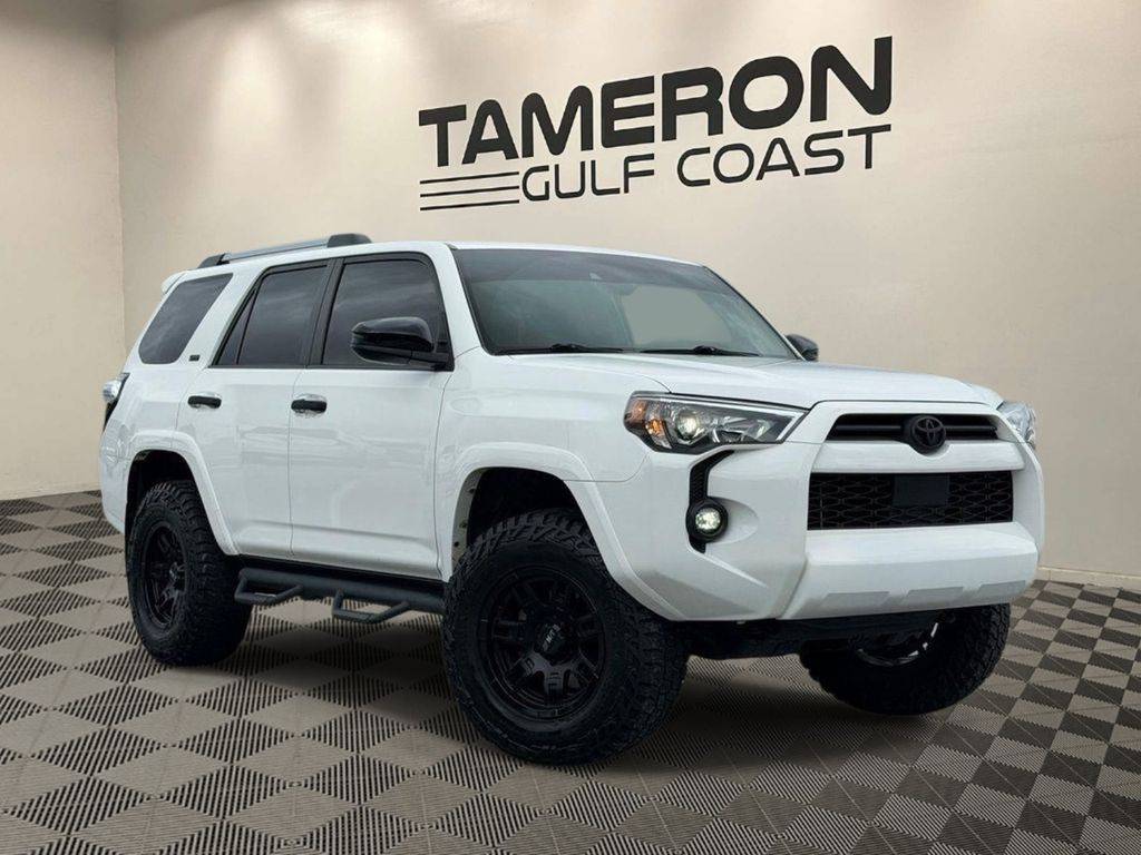 2023 Toyota 4Runner SR5