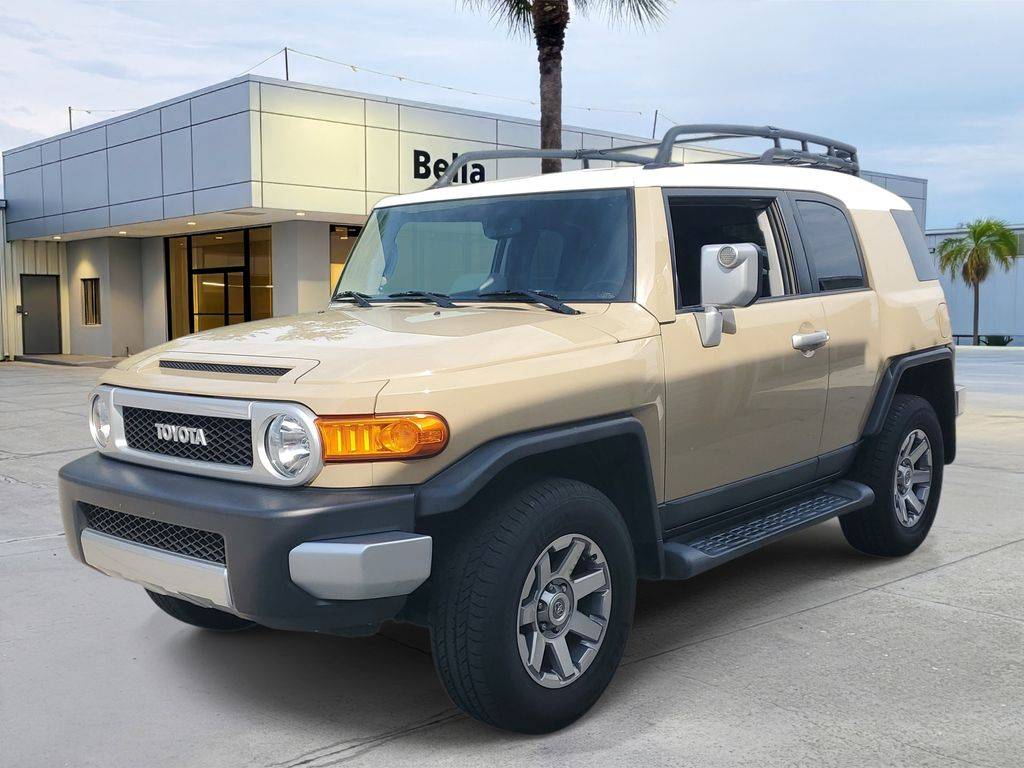 2014 Toyota FJ Cruiser Base