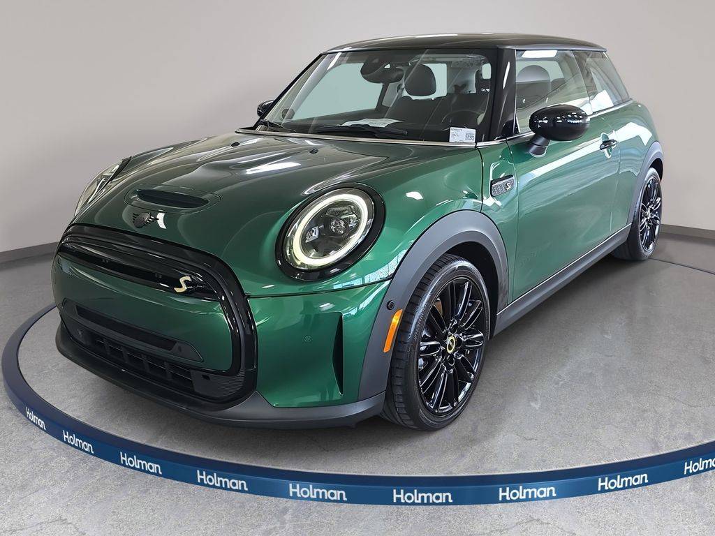 2024 MINI Electric Hardtop Cooper SE — Hatchback — 2,198 mi — Ft. Lauderdale, FL