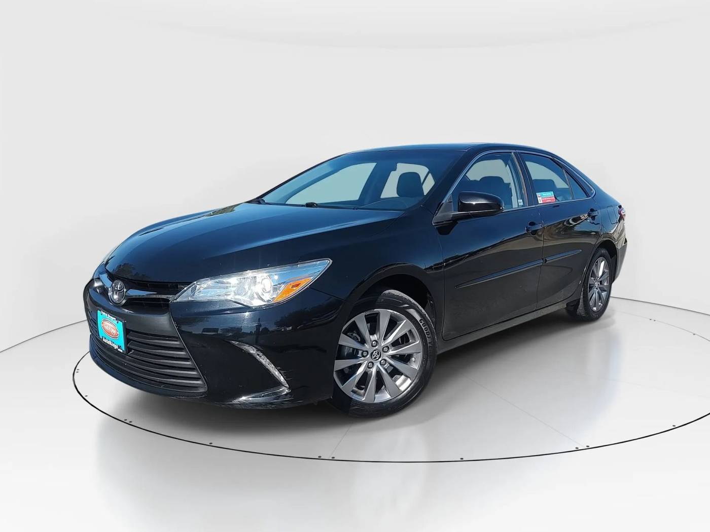 2016 Toyota Camry XLE — Sedan — 71,372 mi — Bend, OR