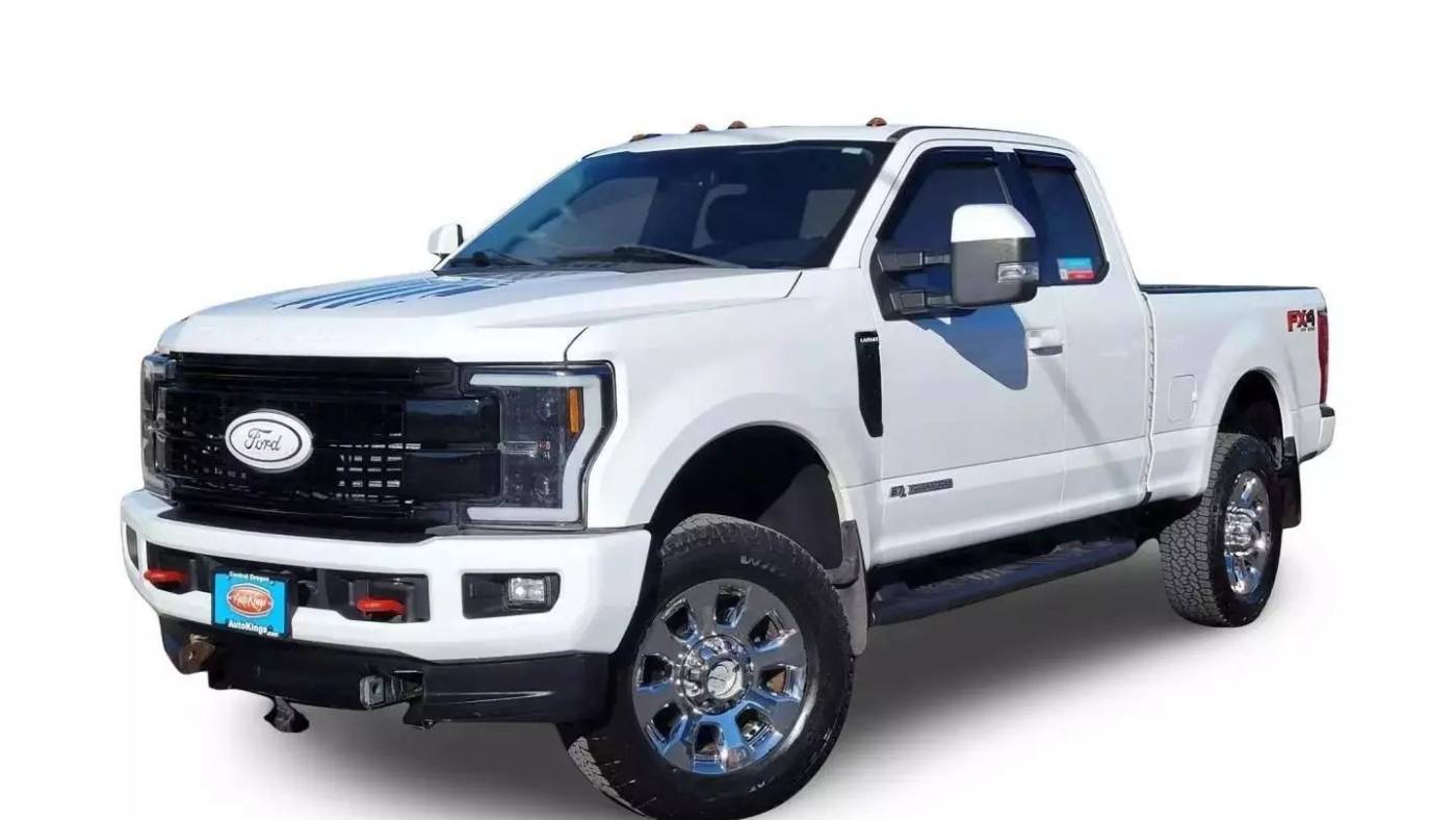 2017 Ford Super Duty F-350 Lariat — Pickup Truck — 130,270 mi — Bend, OR