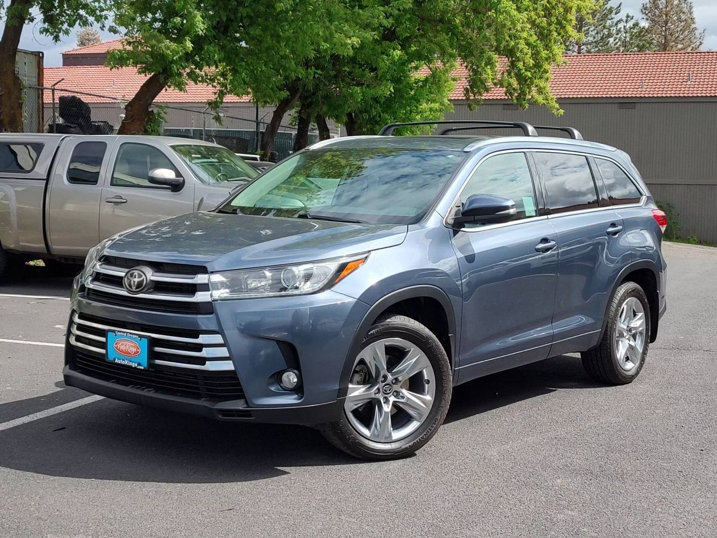 2018 Toyota Highlander Limited — SUV — 105,305 mi — Bend, OR