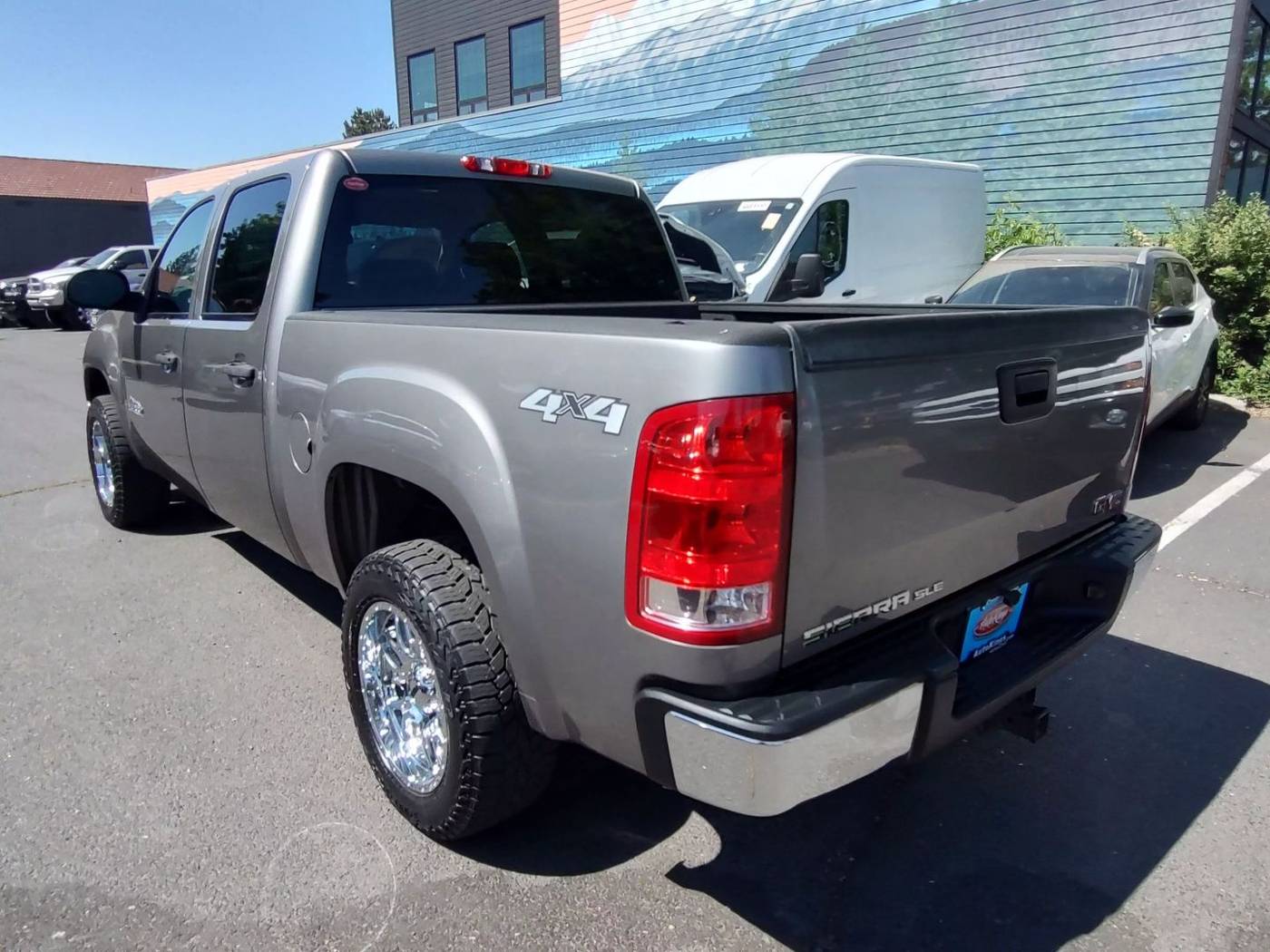 2009 GMC Sierra 1500 SL — Pickup Truck — 105,116 mi — Bend, OR
