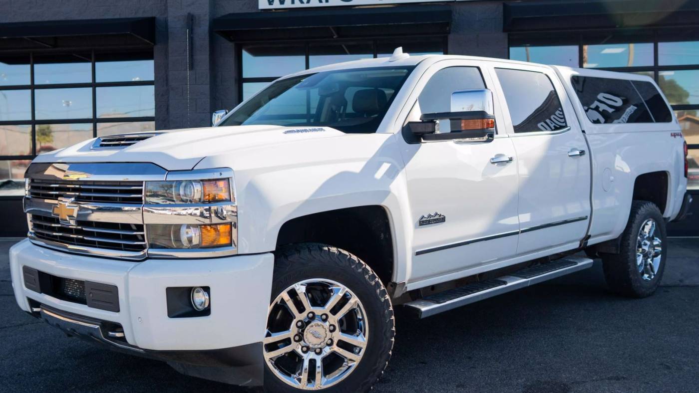 2017 Chevrolet Silverado 2500HD High Country — Pickup Truck — 138,878 mi — Bend, OR