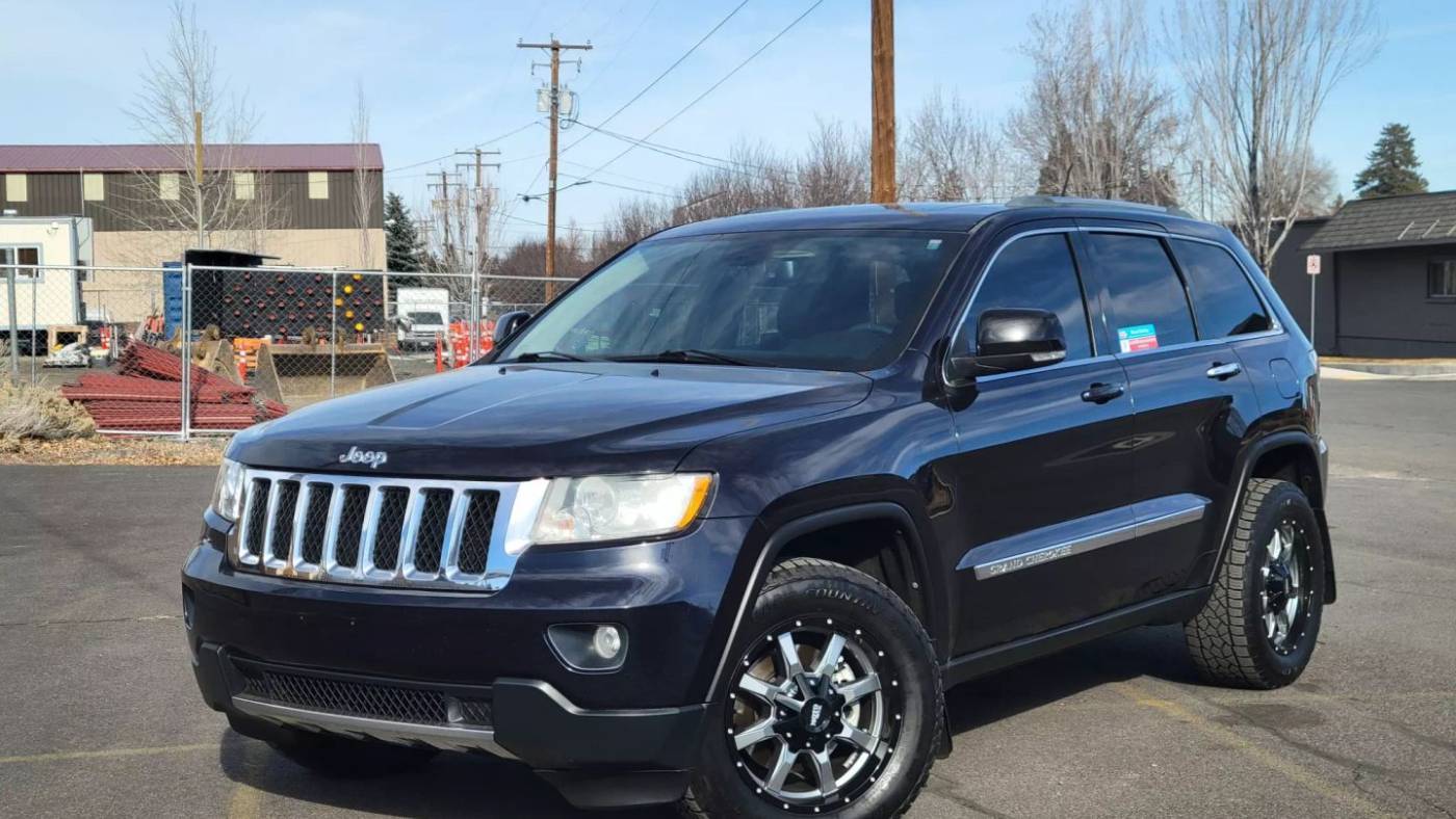 2011 Jeep Grand Cherokee Overland — SUV — 124,277 mi — Bend, OR