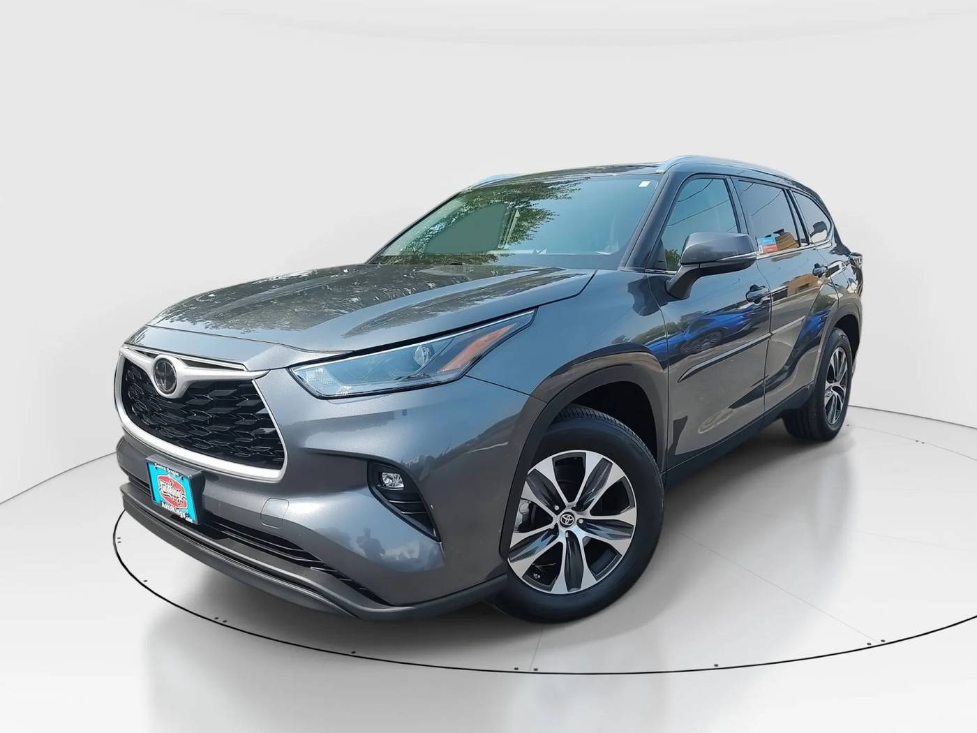 2021 Toyota Highlander XLE — SUV — 31,660 mi — Bend, OR