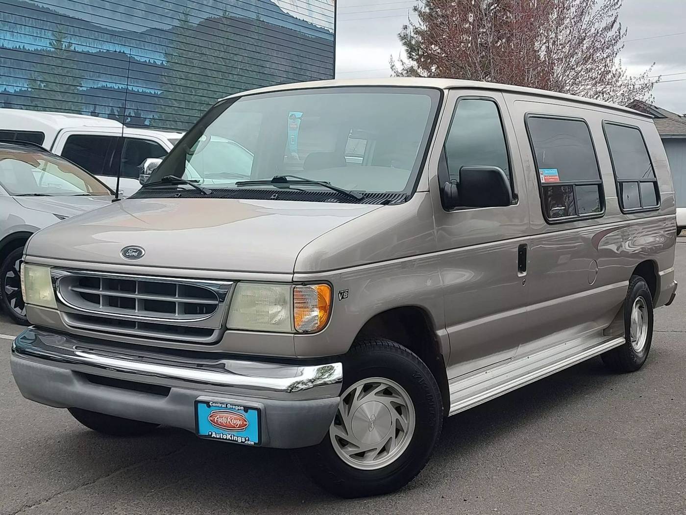 2002 Ford Econoline Cargo Van E-150 — Cargo Van — 23,173 mi — Bend, OR