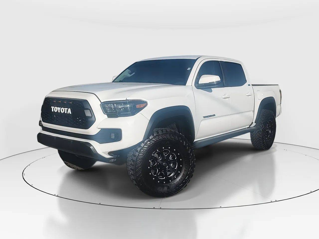 2021 Toyota Tacoma SR — Pickup Truck — 72,688 mi — Bend, OR