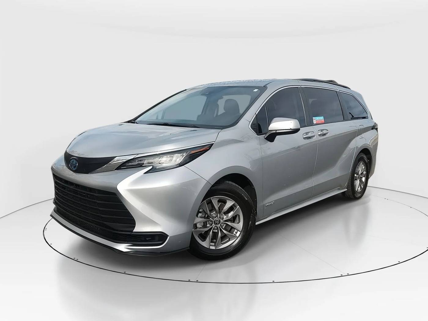2021 Toyota Sienna LE 8-Passenger