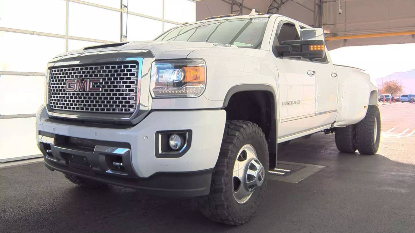2017 GMC Sierra 3500HD Denali — Pickup Truck — 84,198 mi — Bend, OR