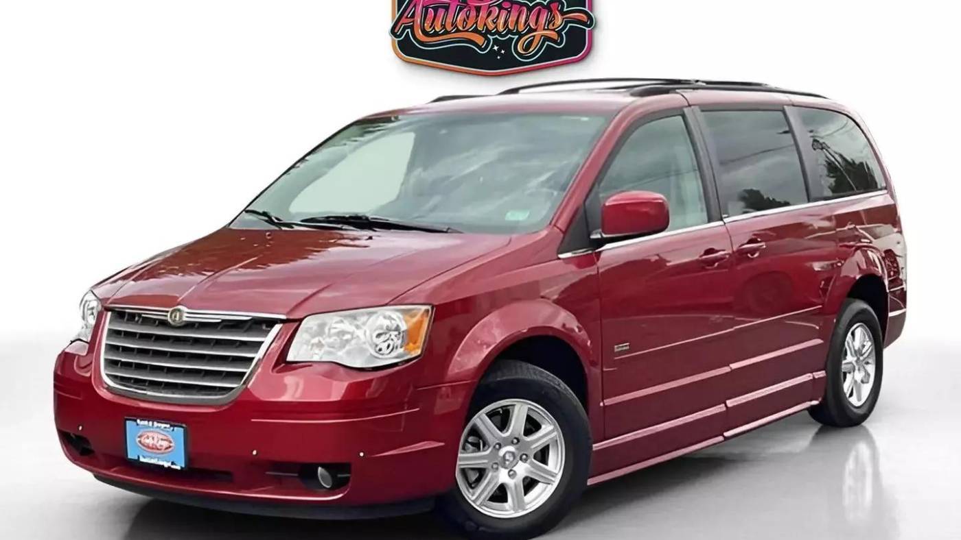 2008 Chrysler Town & Country Touring — Minivan — 62,153 mi — Bend, OR