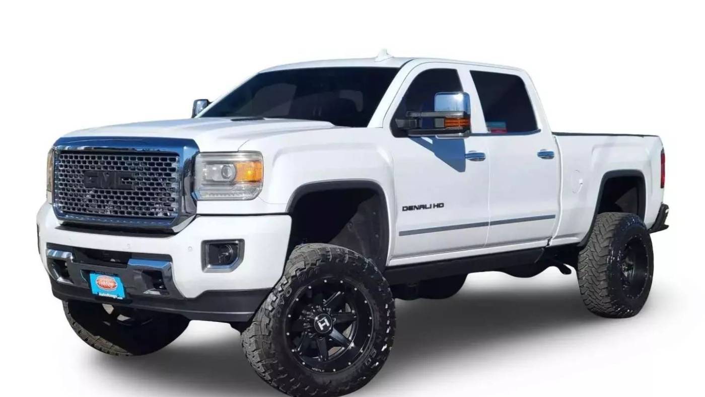 2015 GMC Sierra 2500HD Denali — Pickup Truck — 137,486 mi — Bend, OR