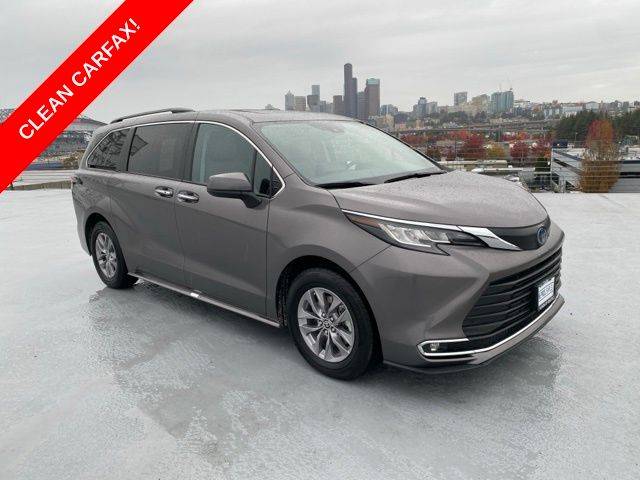 2023 Toyota Sienna XLE — Minivan — 60,894 mi — Seattle, WA