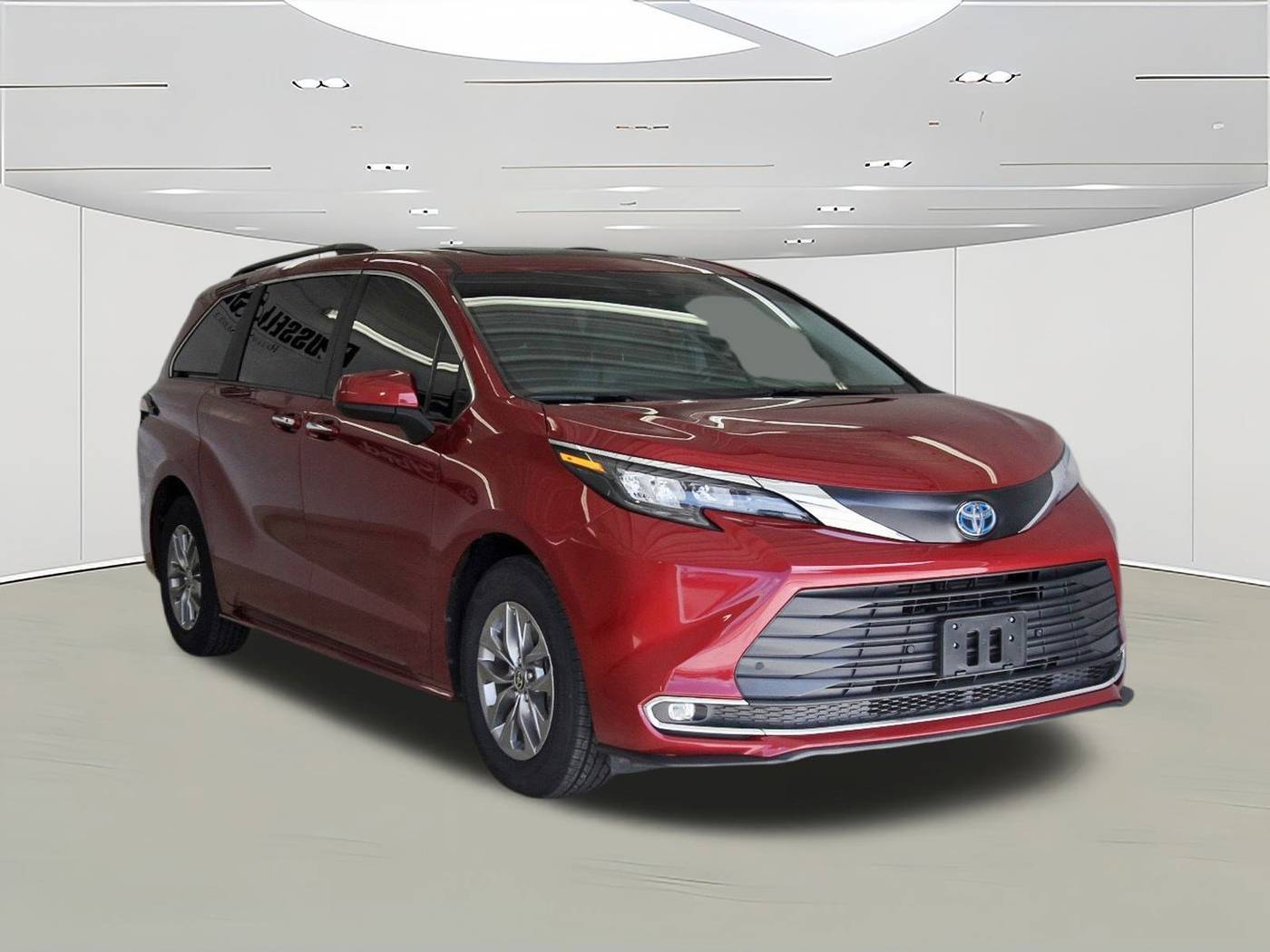 2024 Toyota Sienna XLE — Minivan — 40,881 mi — Houston, TX