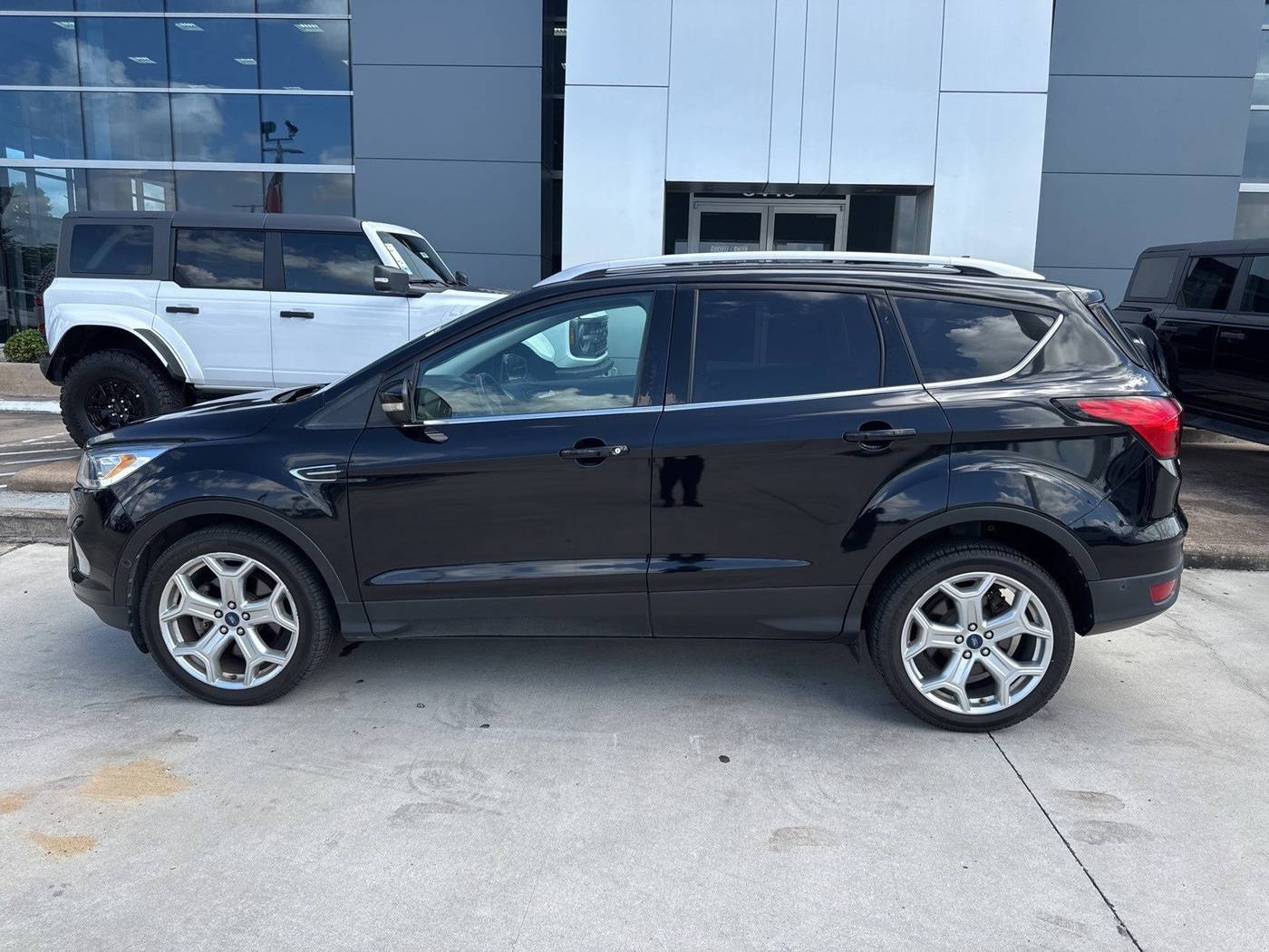 2019 Ford Escape Titanium — SUV — 71,000 mi — Houston, TX