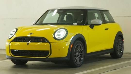 2025 MINI Hardtop Cooper S — Hatchback — 2,174 mi — Fort Lauderdale, FL