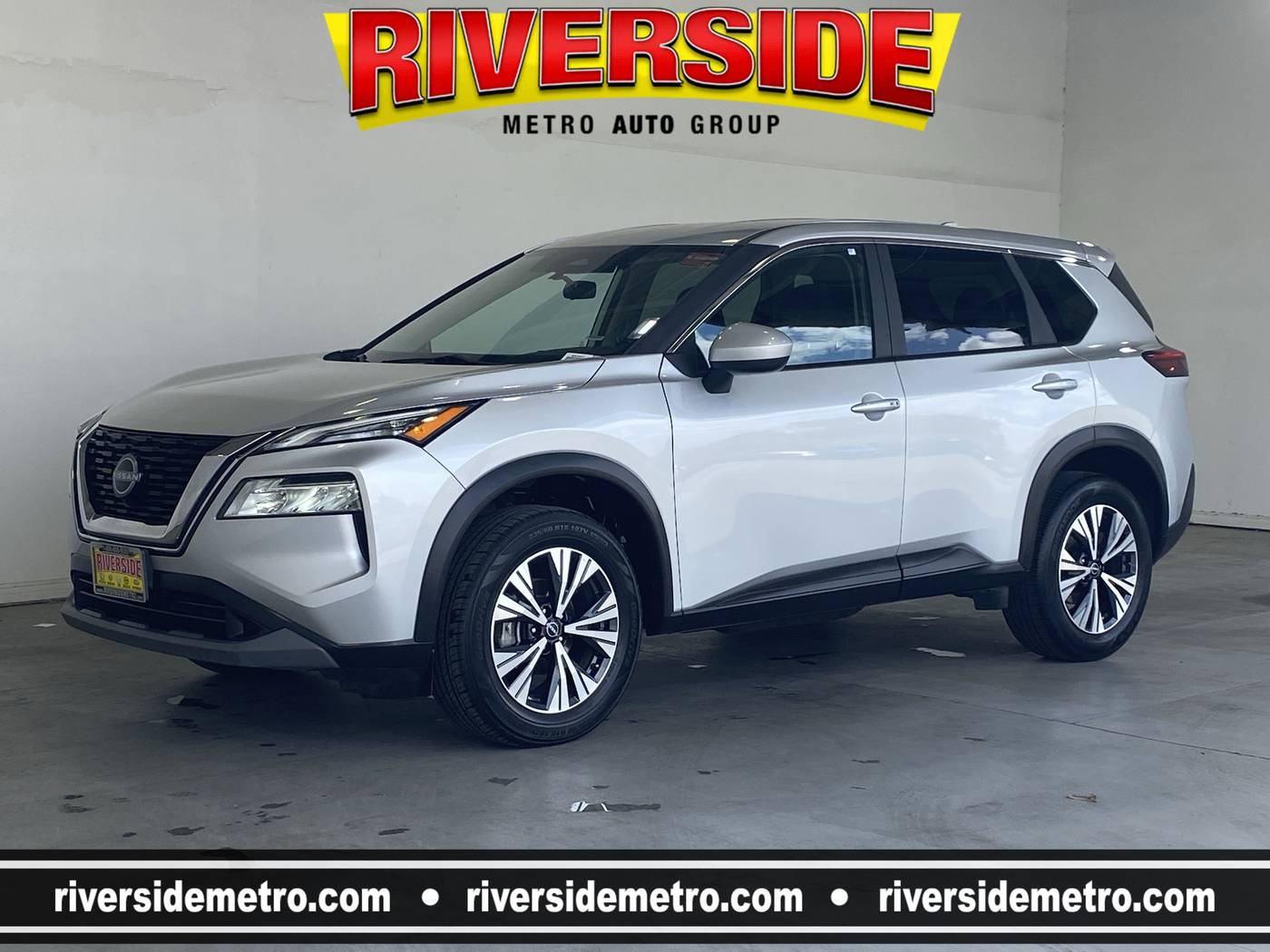 2023 Nissan Rogue SV — SUV — 43,200 mi — Riverside, CA