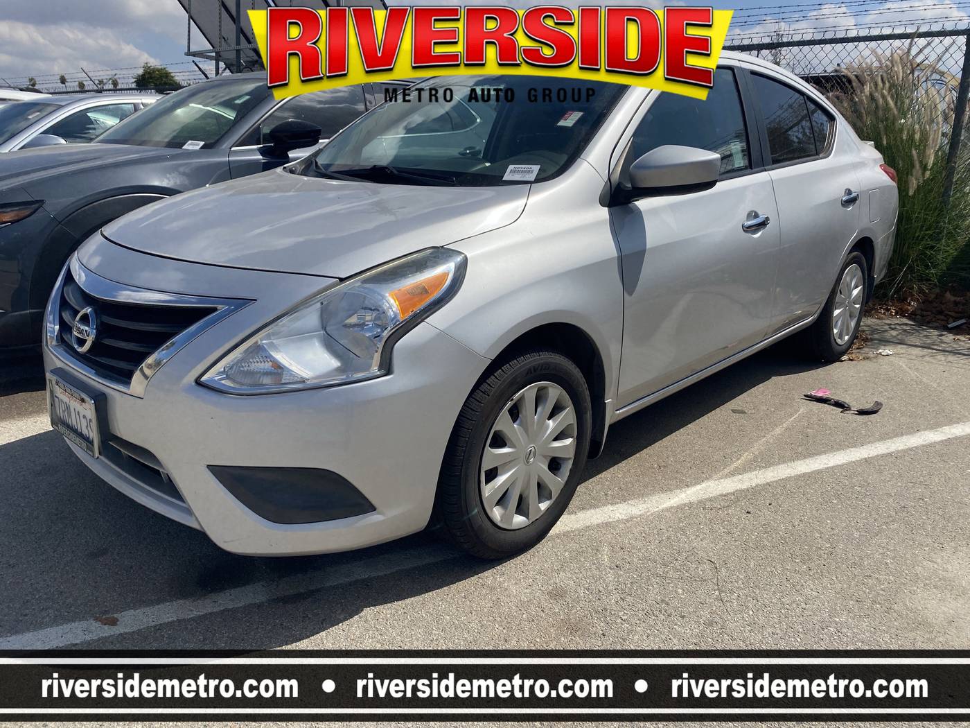 2015 Nissan Versa 1.6 SV — Sedan — 79,090 mi — Riverside, CA