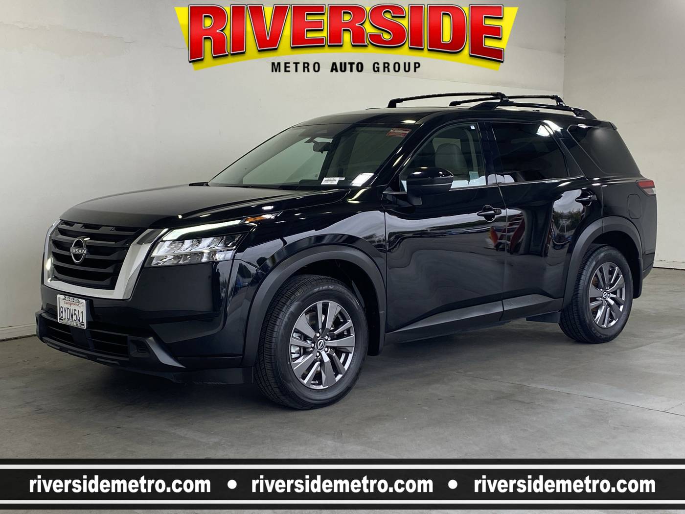 2022 Nissan Pathfinder SV — SUV — 44,676 mi — Riverside, CA