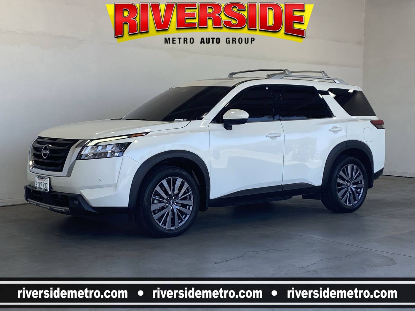 2022 Nissan Pathfinder SL — SUV — 29,184 mi — Riverside, CA