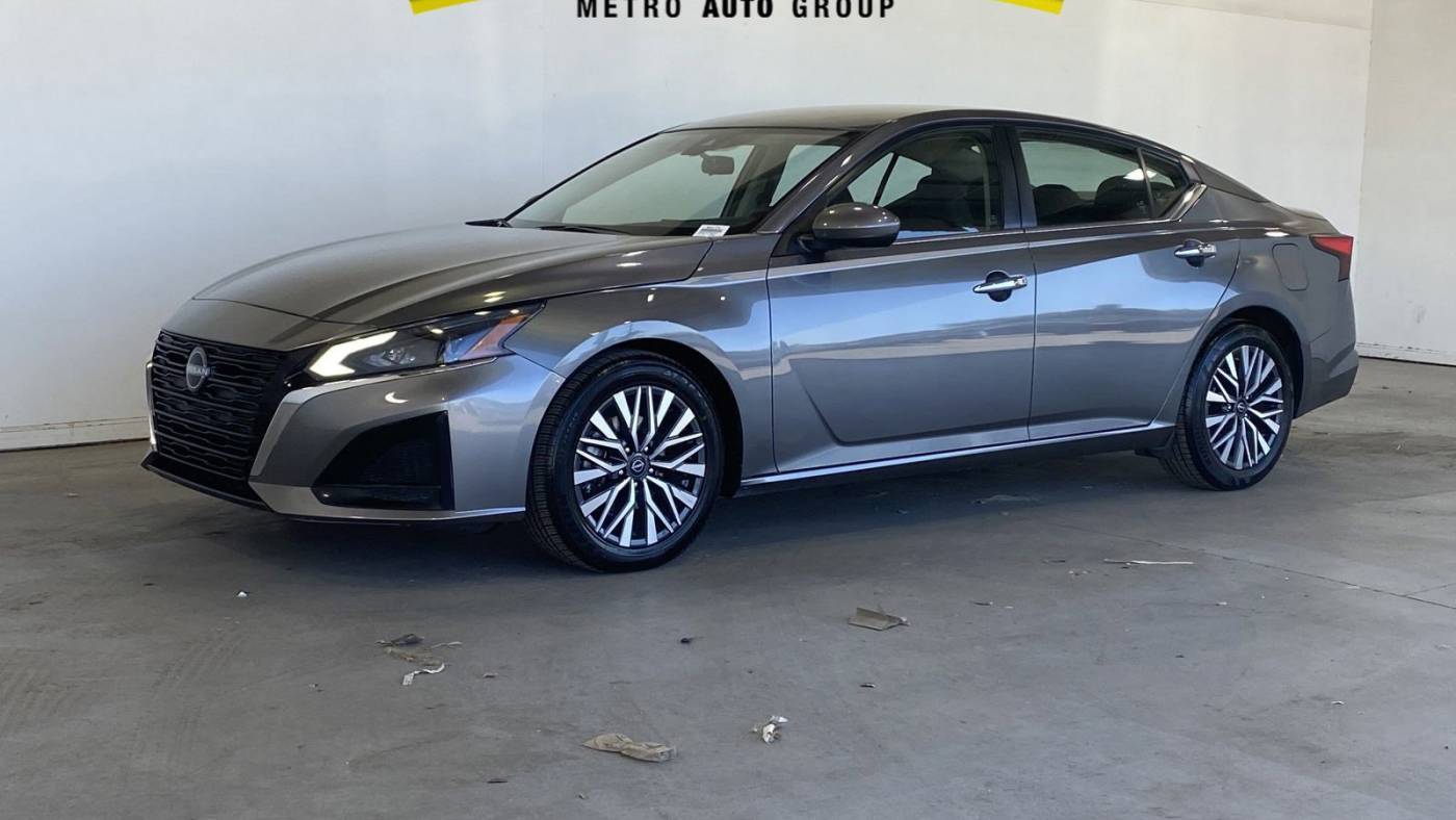 2023 Nissan Altima SV — Sedan — 53,795 mi — Riverside, CA