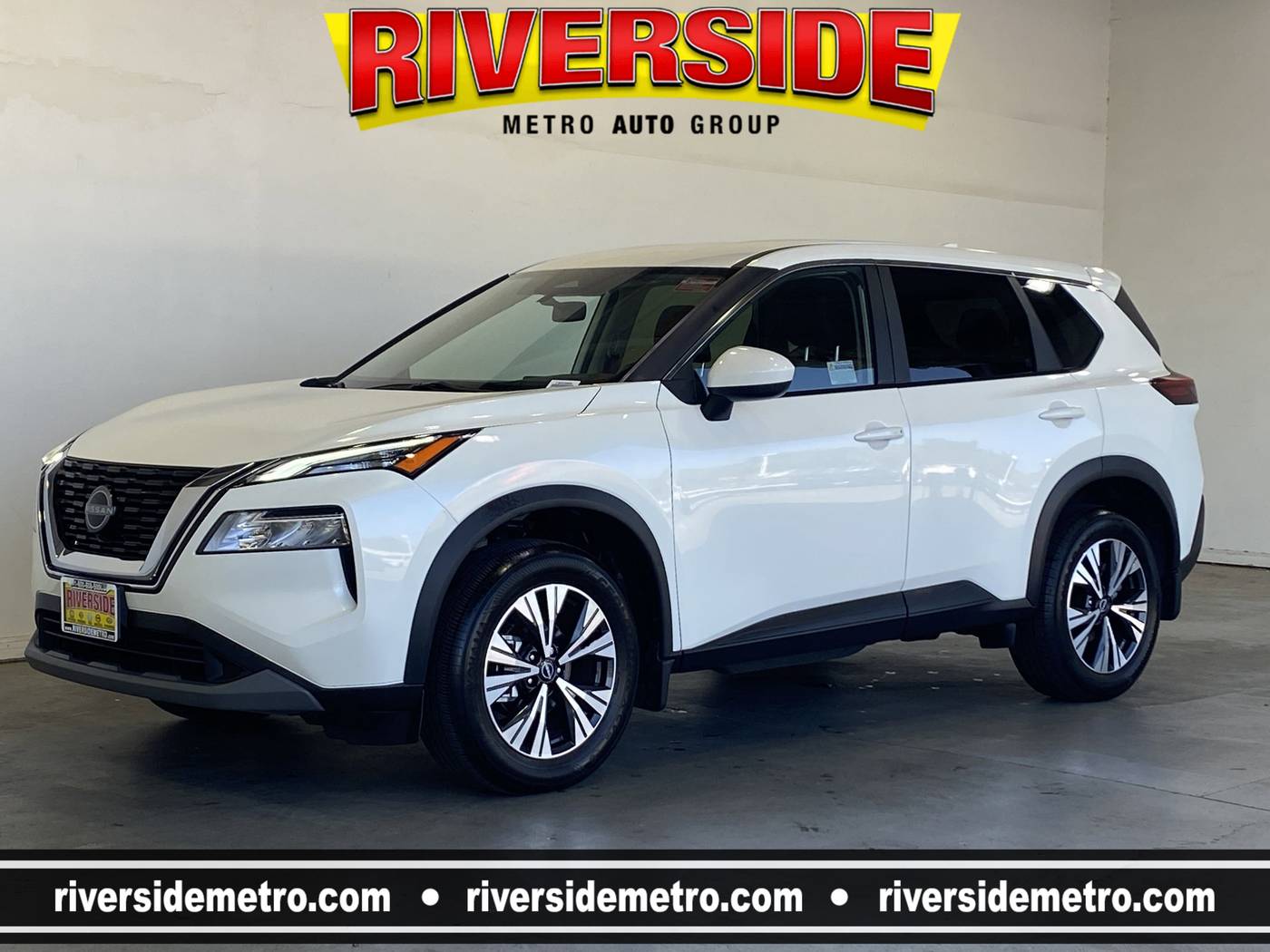 2023 Nissan Rogue SV — SUV — 8,377 mi — Riverside, CA