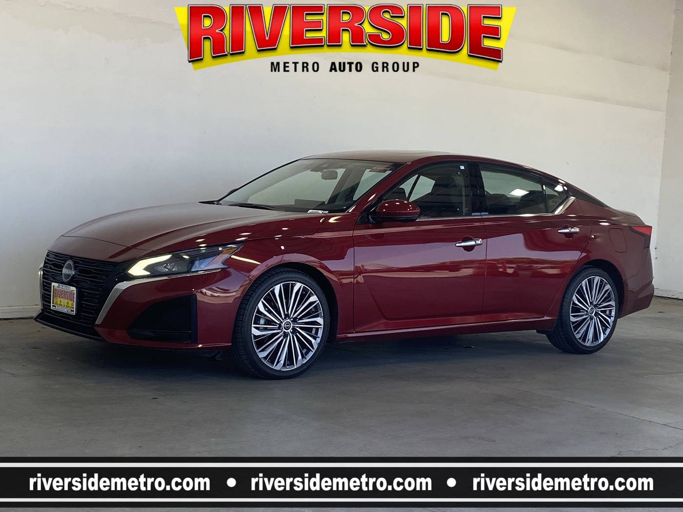 2023 Nissan Altima SL — Sedan — 42,118 mi — Riverside, CA